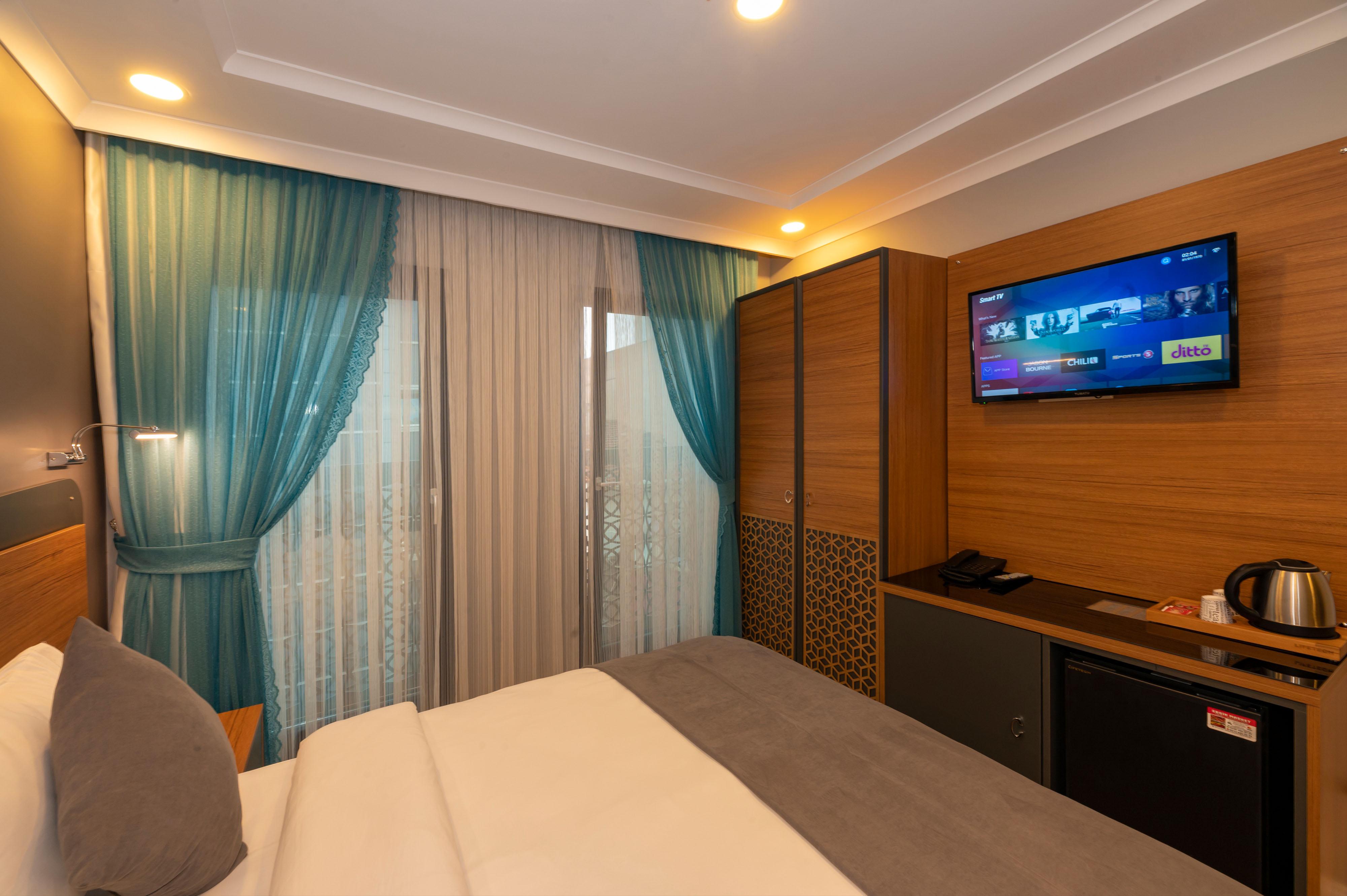 New Emin Hotel Истанбул Екстериор снимка