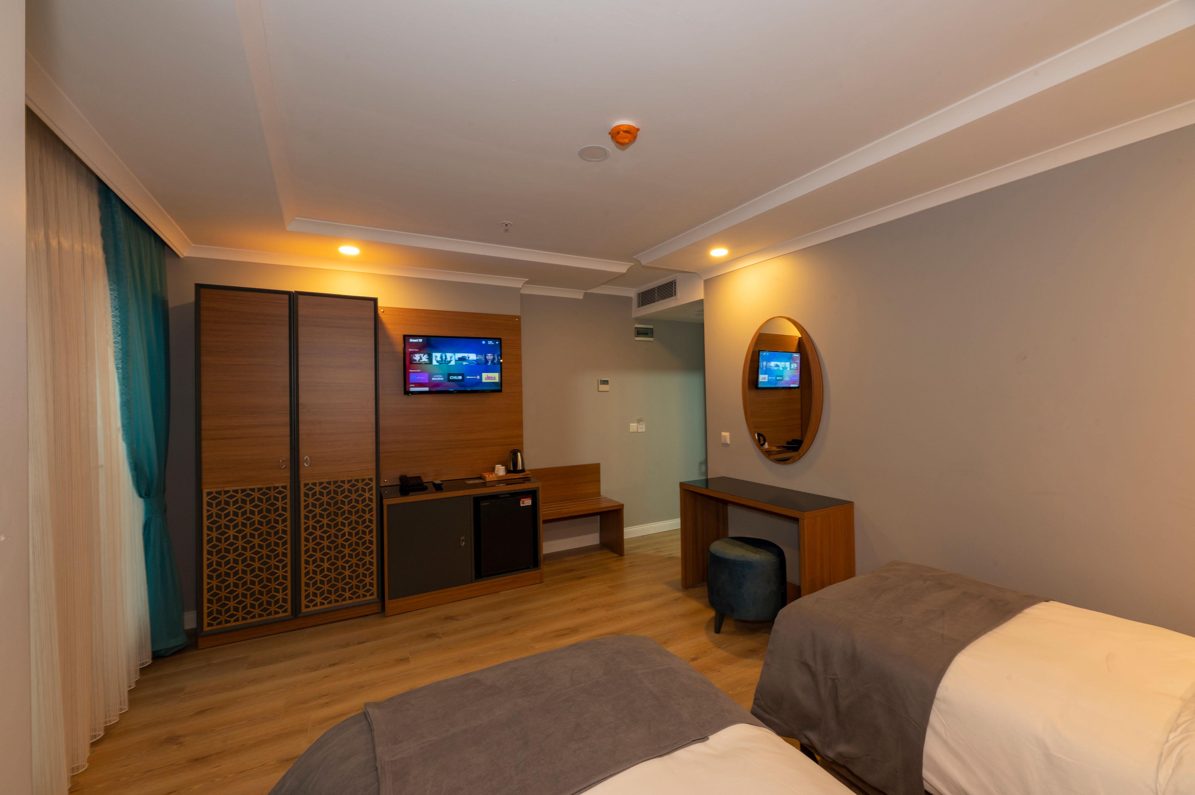New Emin Hotel Истанбул Екстериор снимка