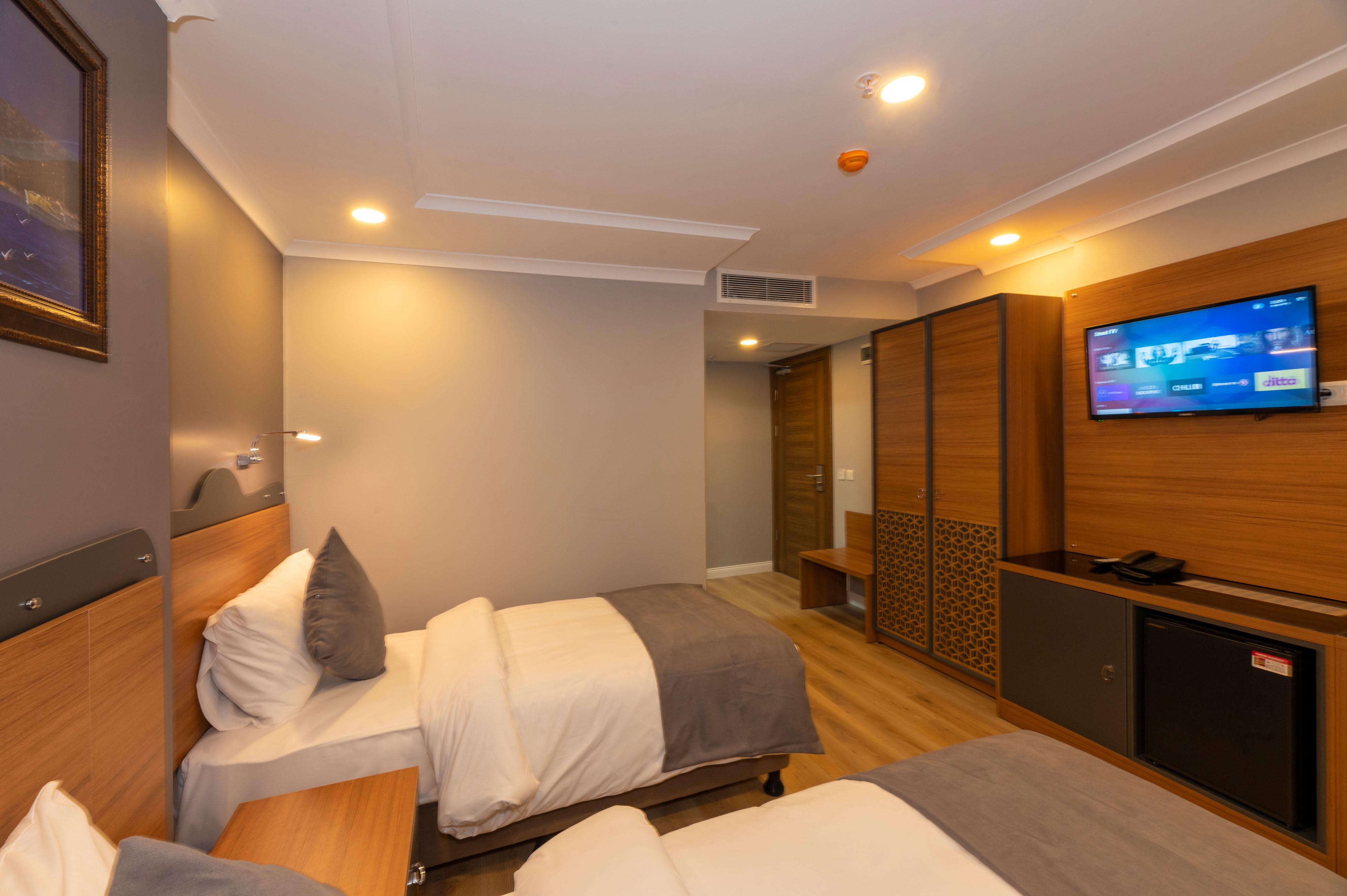 New Emin Hotel Истанбул Екстериор снимка